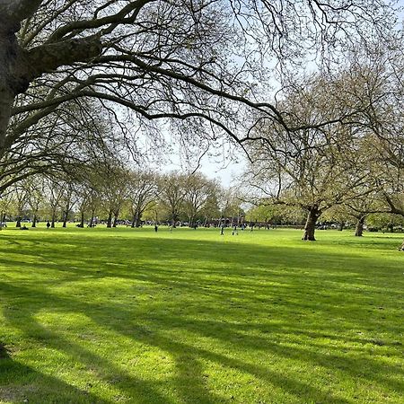 Cosy 2 Bedroom Flat In East Ham, Close To Excel London Exterior photo